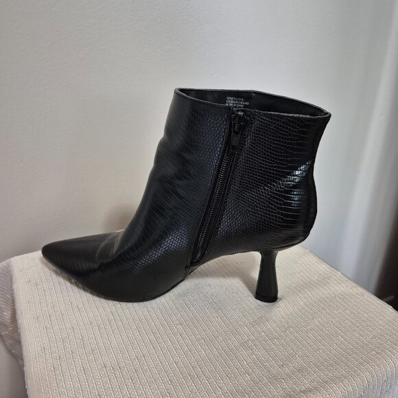 Faux Croc Booties - Picture 3 of 11